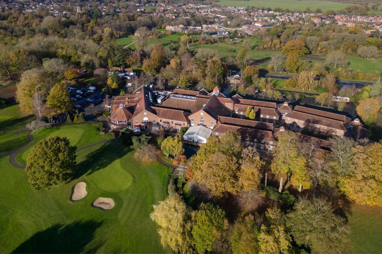 Delta Hotels By Marriott Tudor Park Country Club Maidstone Kültér fotó