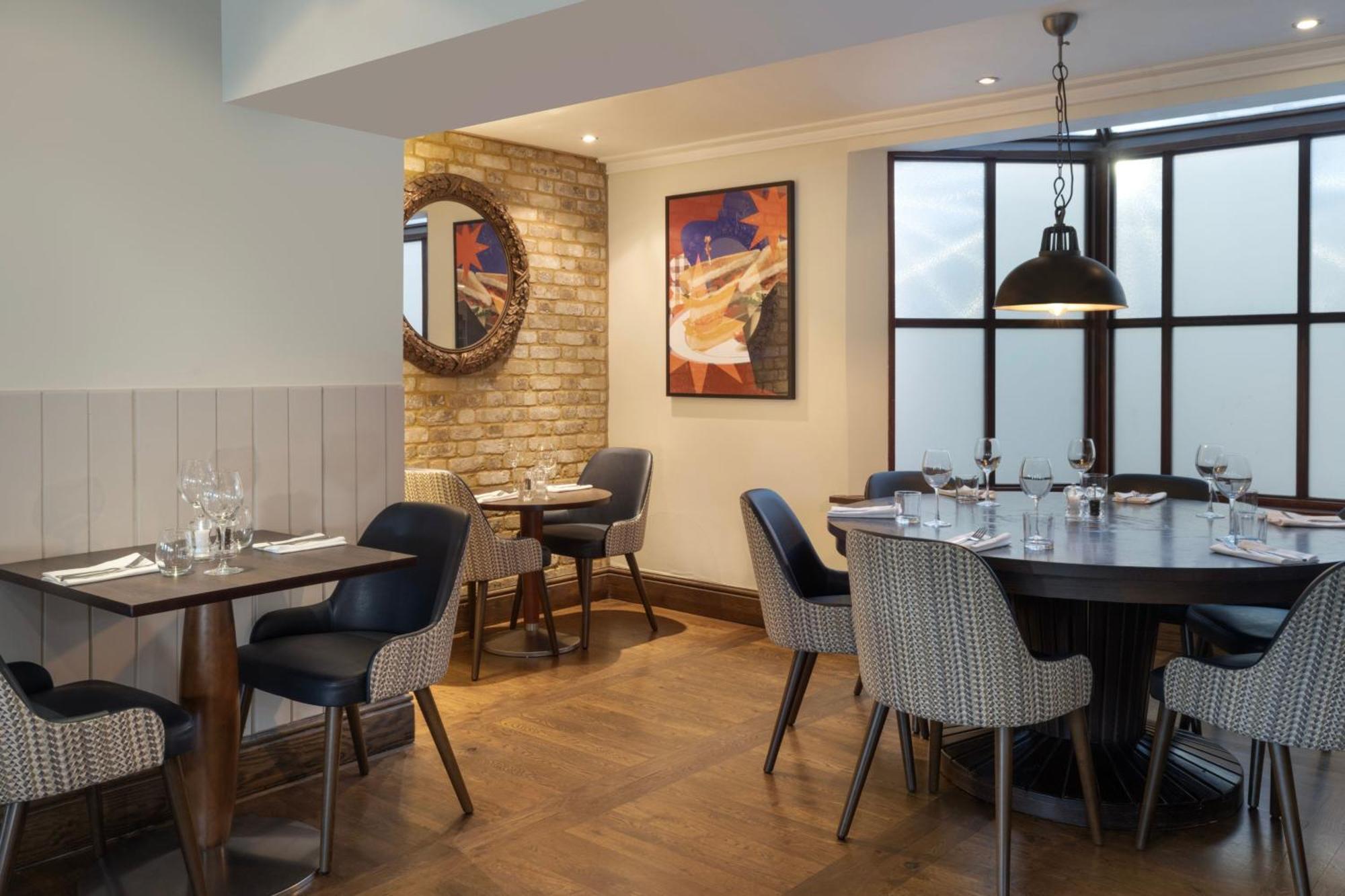 Delta Hotels By Marriott Tudor Park Country Club Maidstone Kültér fotó