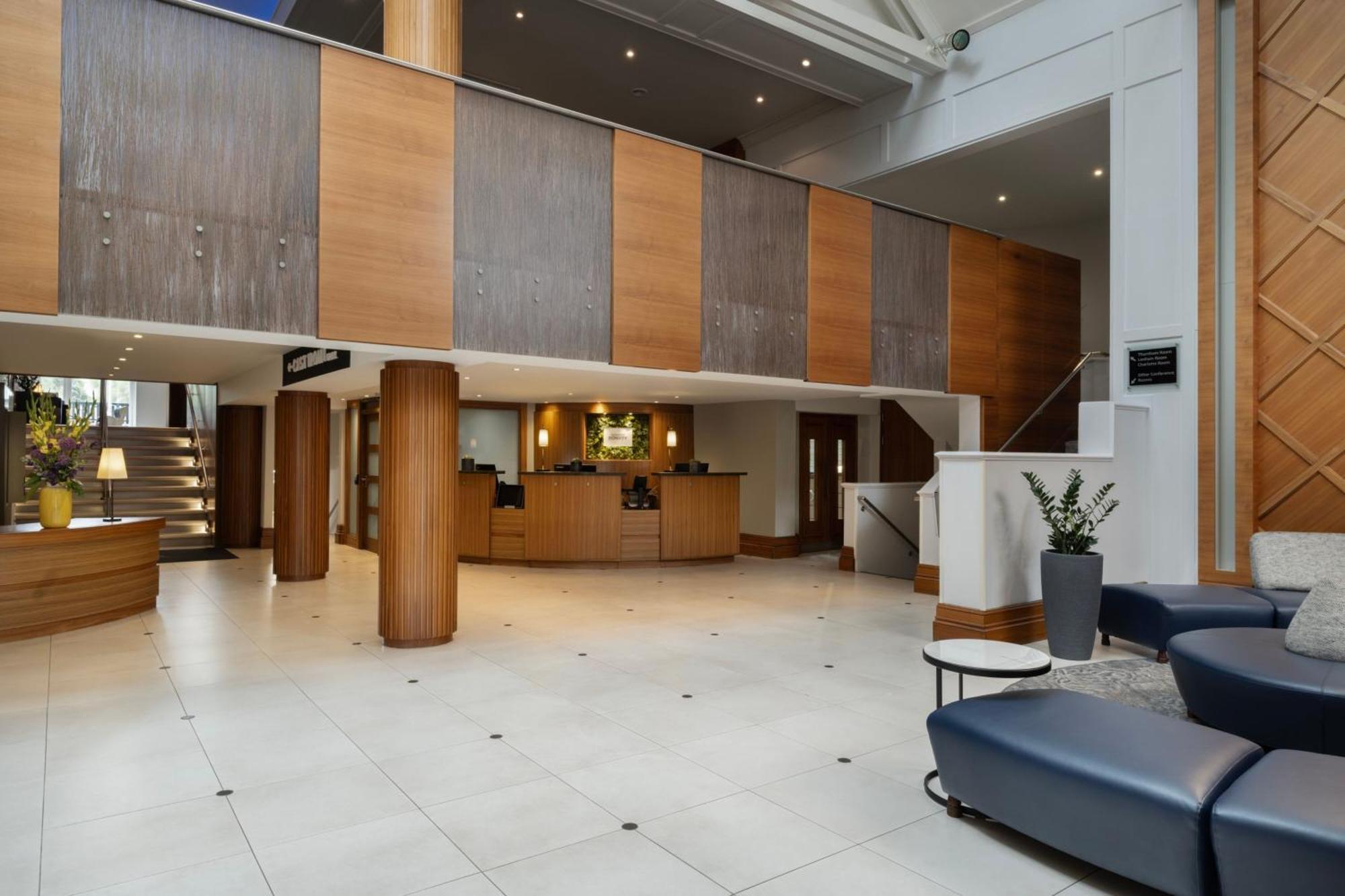 Delta Hotels By Marriott Tudor Park Country Club Maidstone Kültér fotó