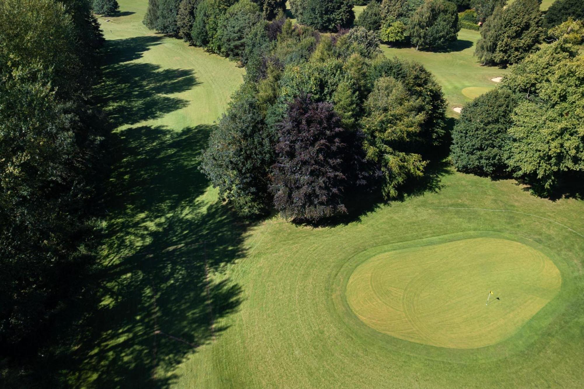 Delta Hotels By Marriott Tudor Park Country Club Maidstone Kültér fotó