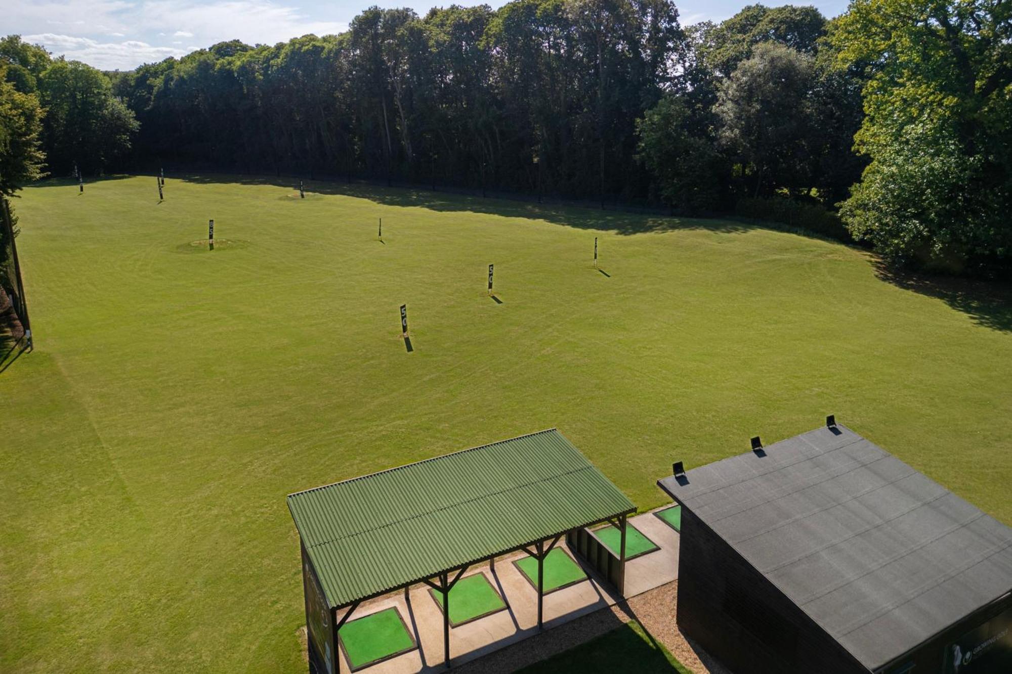 Delta Hotels By Marriott Tudor Park Country Club Maidstone Kültér fotó